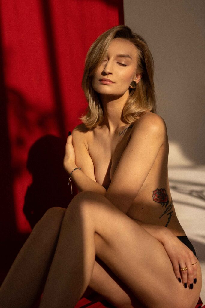 Sensualne zdjęcie w studio